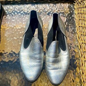 Vintage Yoshi Yamamoto, silver slip ons🌺